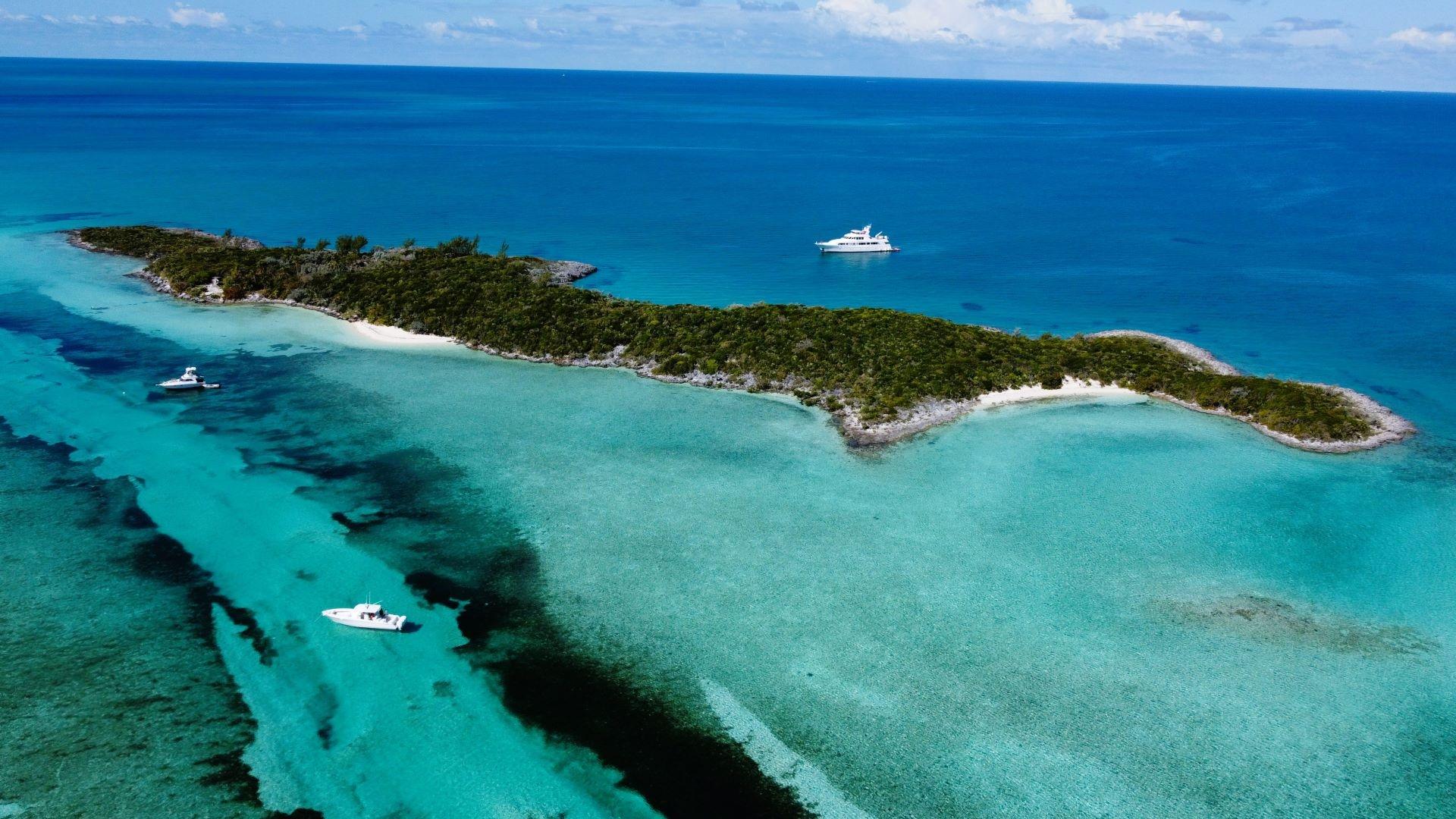 Roberts Cay Private Island