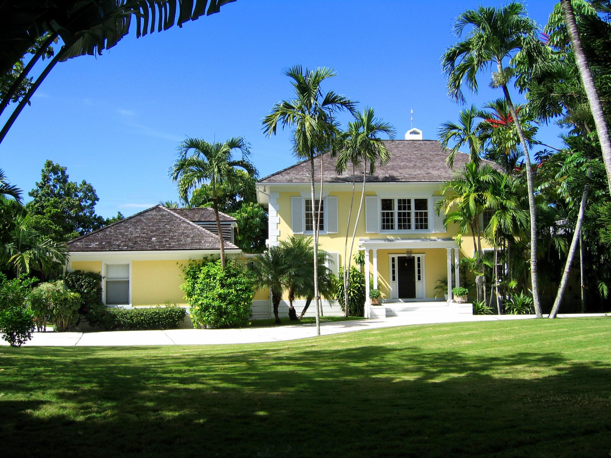 Colonial Home on Lyford Cay