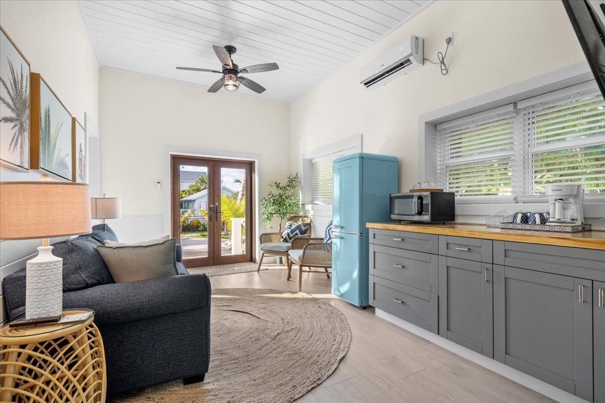 Luxury oceanfront villa Elbow Cay