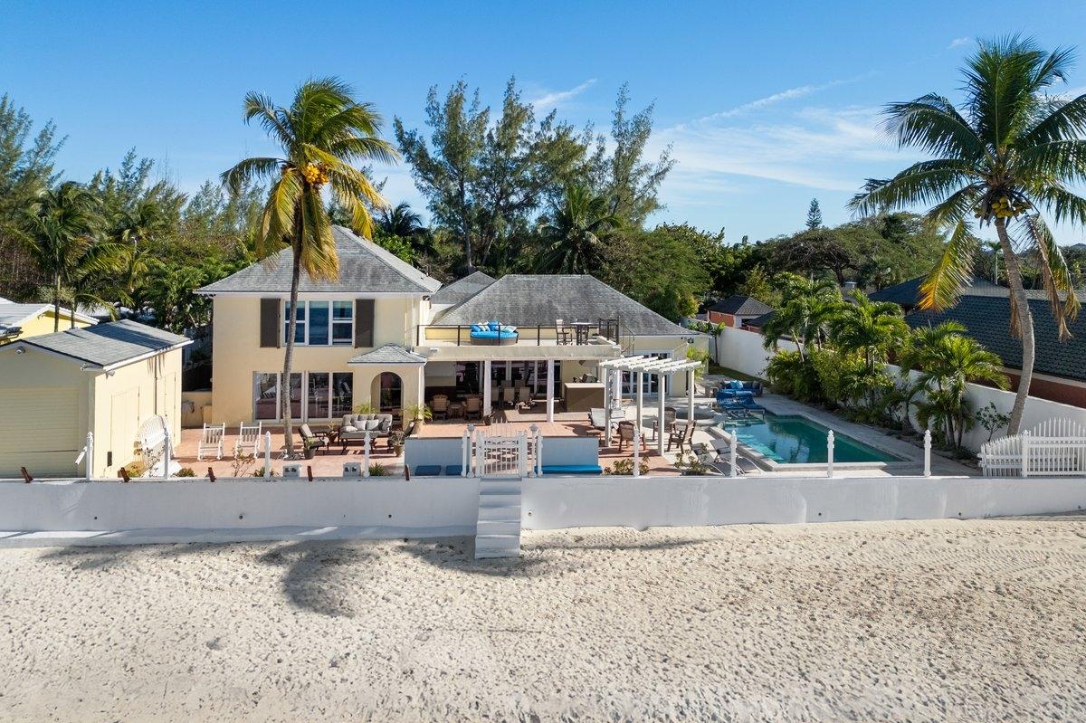 Oceanfront 6-bedroom home