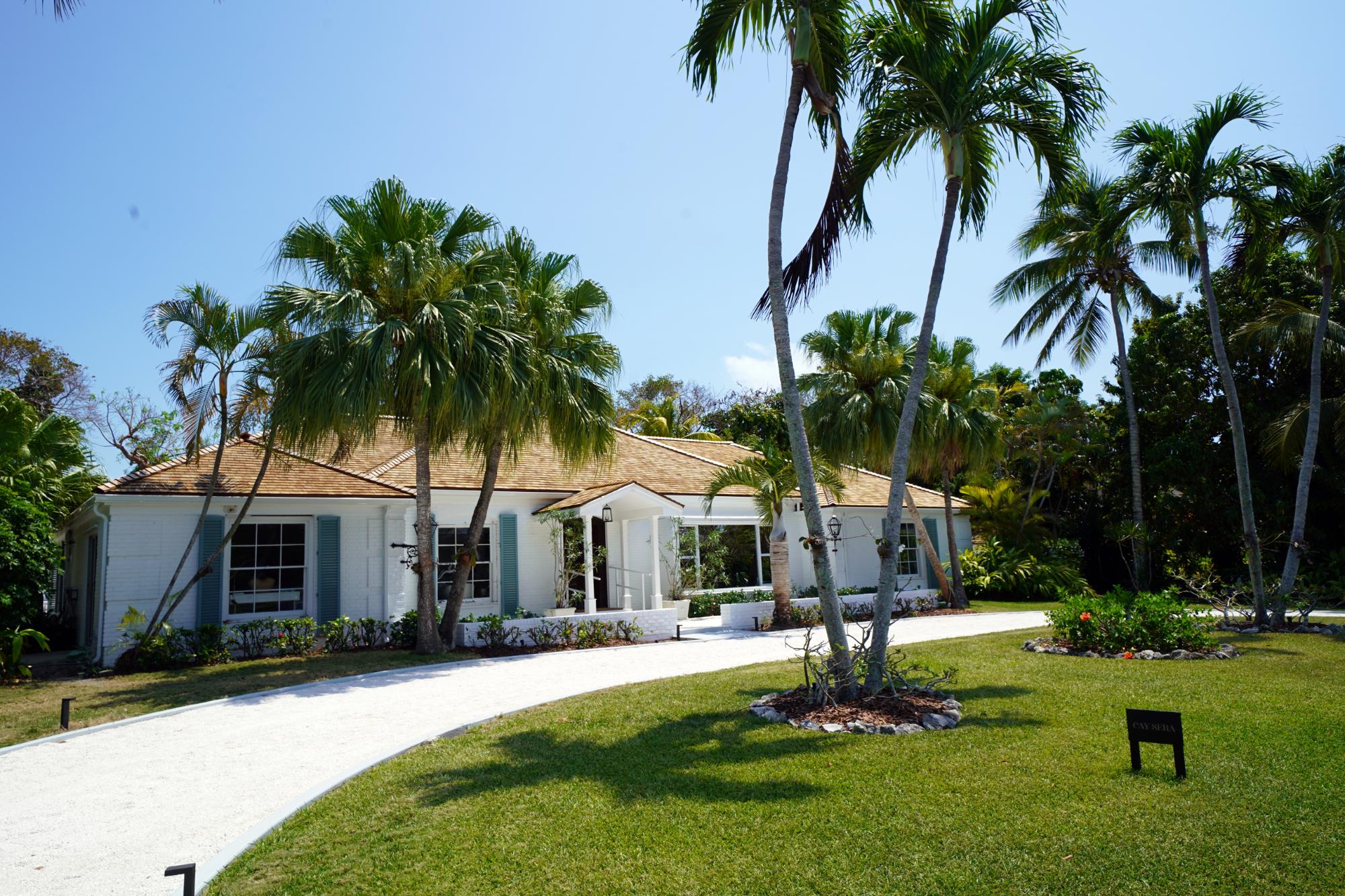 Luxurious Lyford Cay Rental