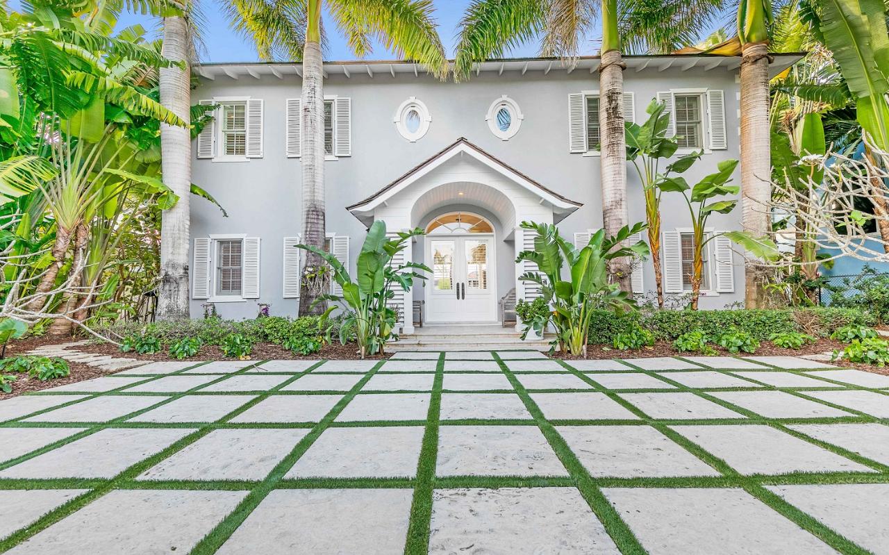 Bahamas luxury home